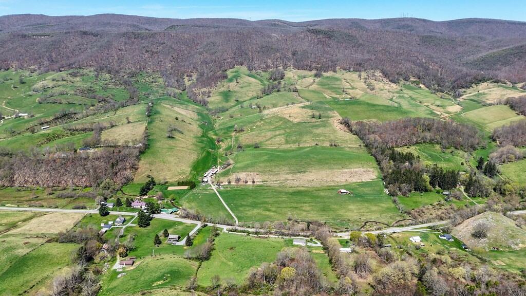 Legacy Farm Retreat – 299 Acres of Mountain Majesty in Tazewell, VA
