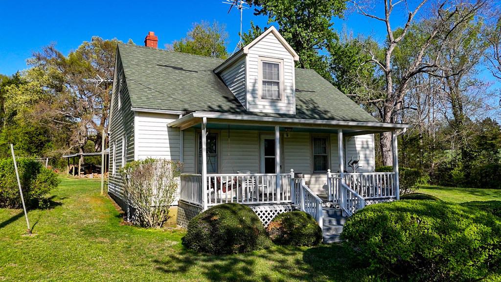 Outdoor Paradise in Charlotte County, VA– Hunt, Fish & Relax on 77± Acres