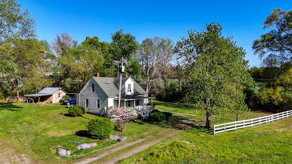Outdoor Paradise in Charlotte County, VA– Hunt, Fish & Relax on 77± Acres