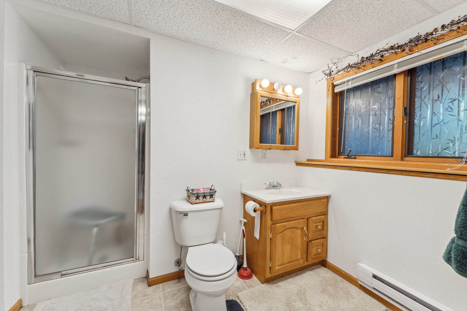 Well-Maintained 3-Bedroom Ranch on 39.64 +/- Acres