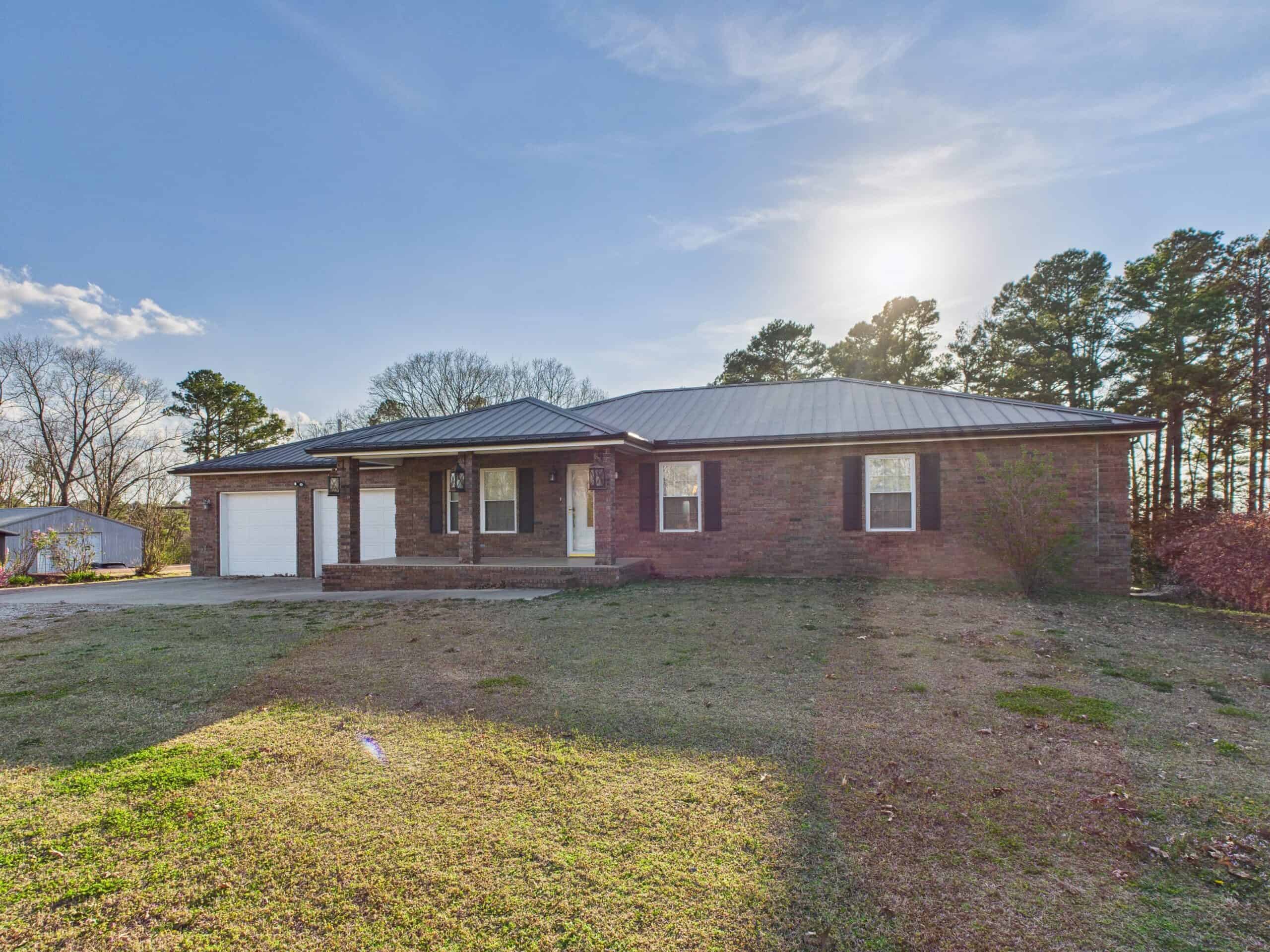 40 Acres Hunting Land and 3 Bed 4 Bath Home in Hollister, MO For Sale