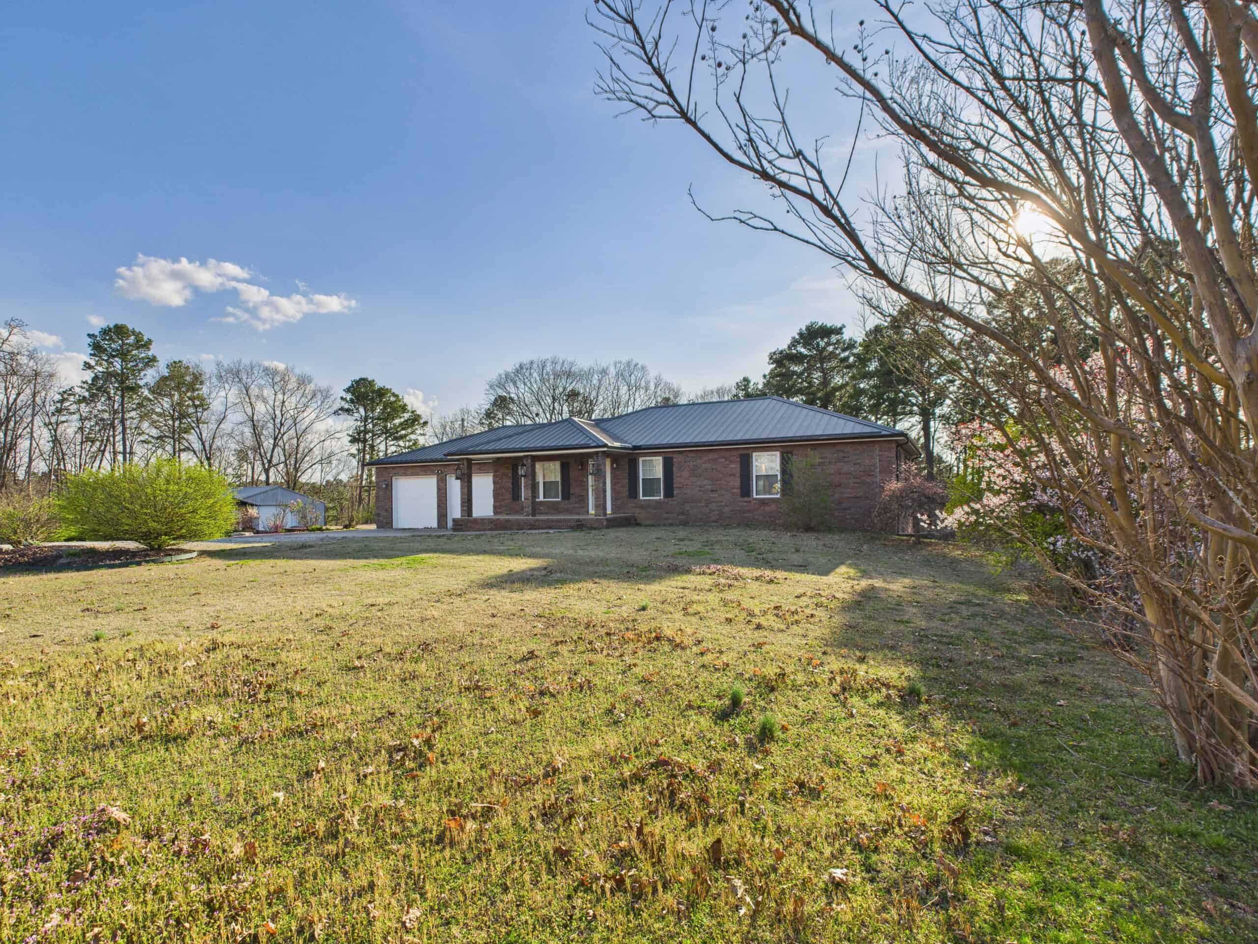 40 Acres Hunting Land and 3 Bed 4 Bath Home in Hollister, MO For Sale