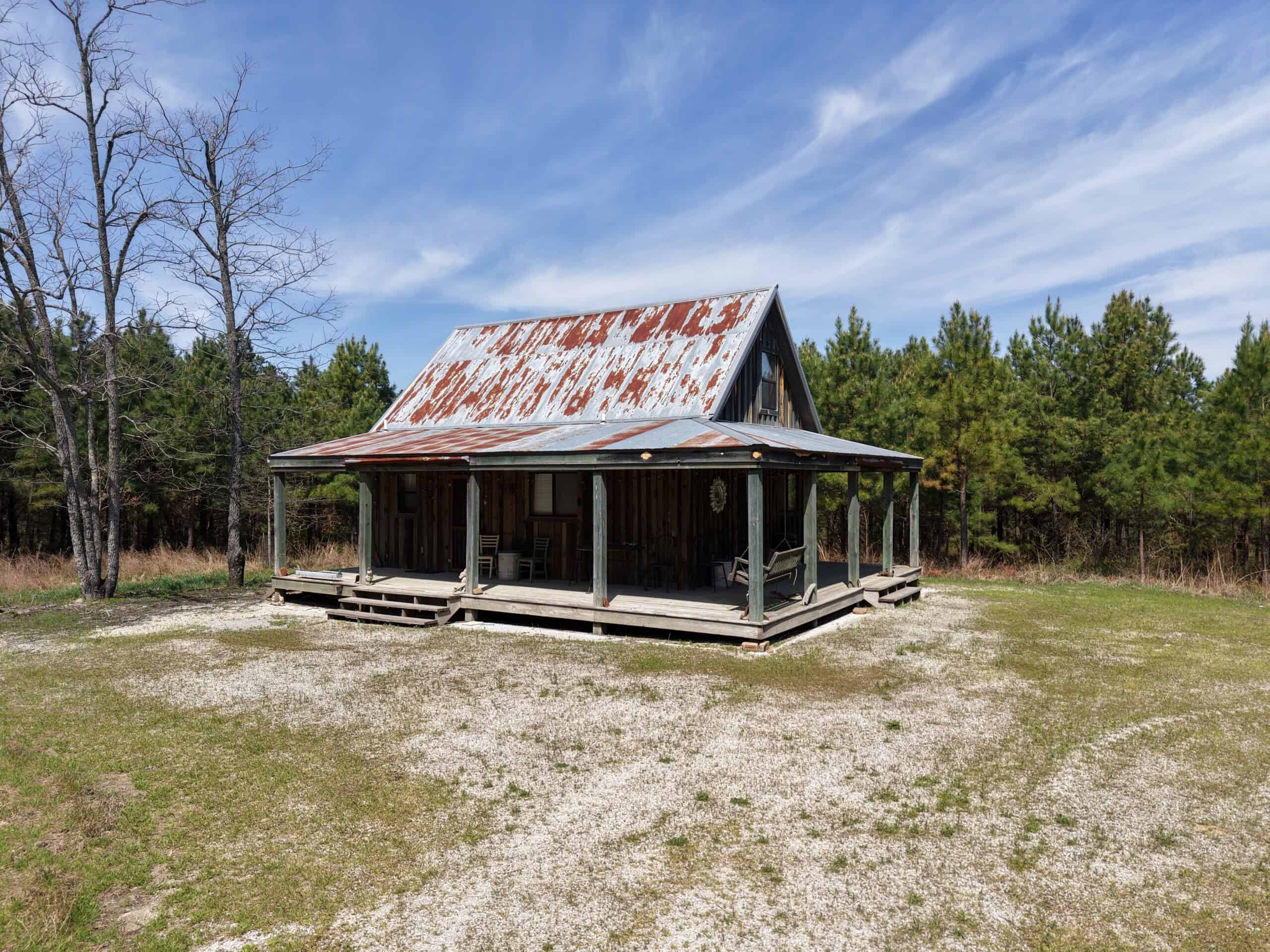 LAND WITH CABIN FOR SALE IN ARKANSAS
