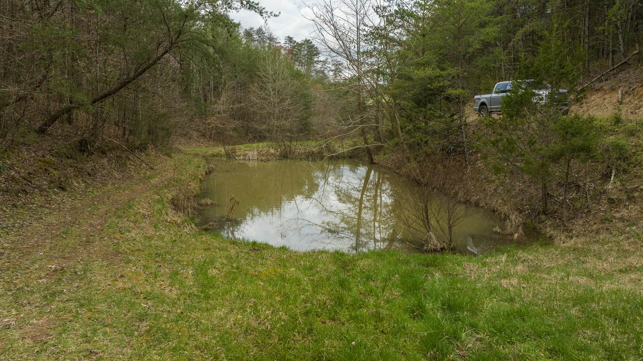 East Tennessee Retreat Hancock County Sneedville Country Home and Acreage for Sale  8651 Tazewell Hwy, Sneedville, Tennessee, 37869