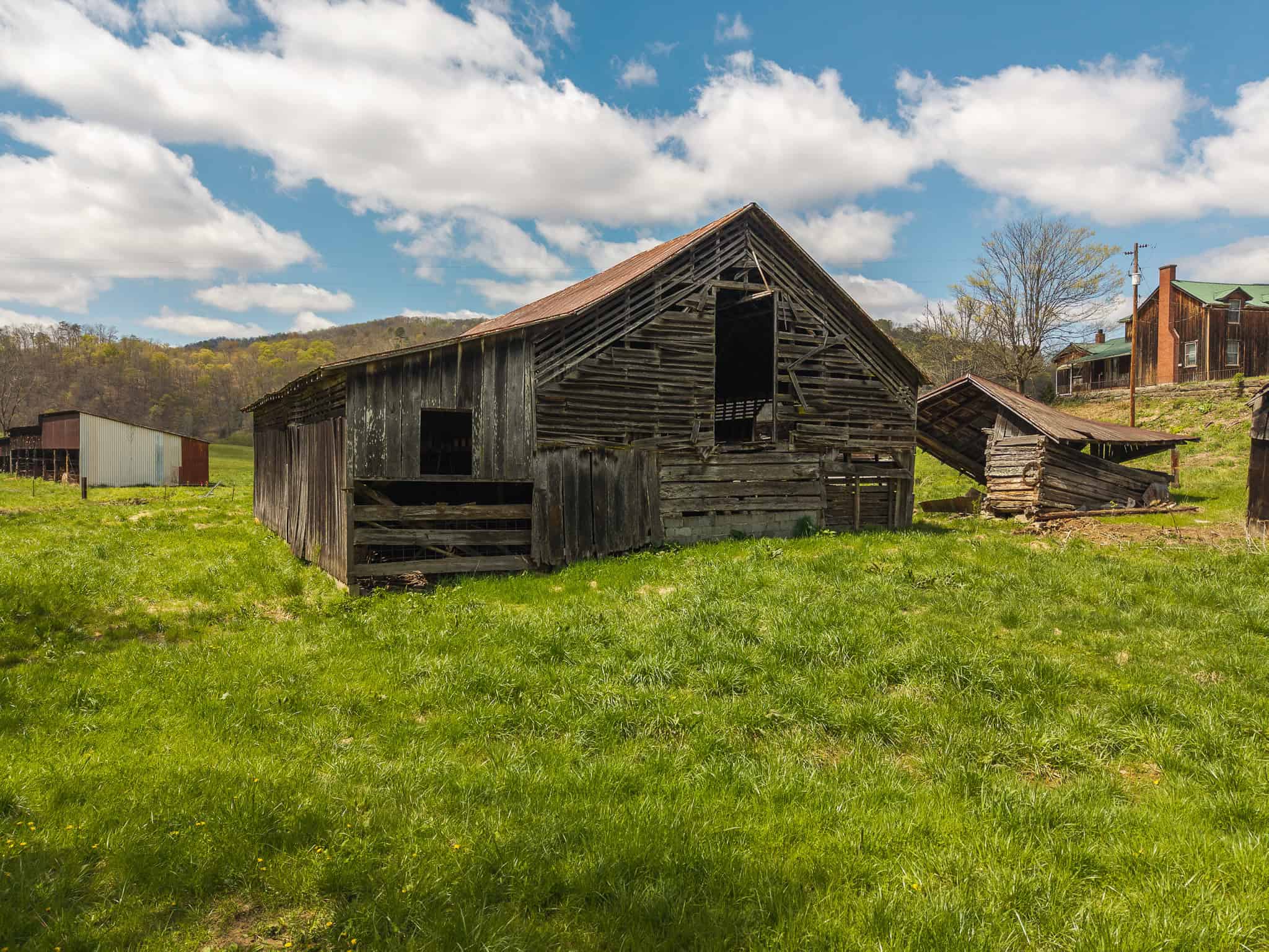 Farmhouse, Fields, and Freedom – Own It All at Auction East Tennessee