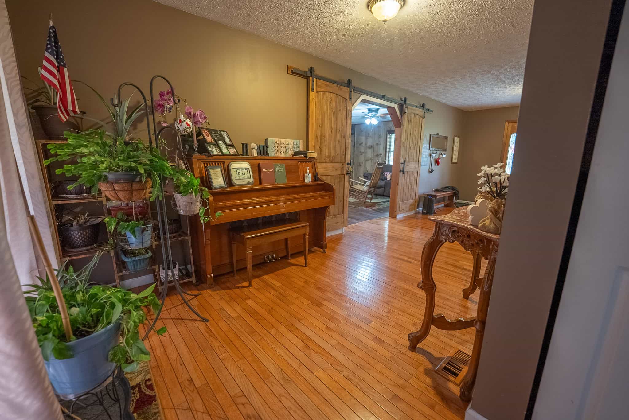 East Tennessee Retreat Hancock County Sneedville Country Home and Acreage for Sale  8651 Tazewell Hwy, Sneedville, Tennessee, 37869