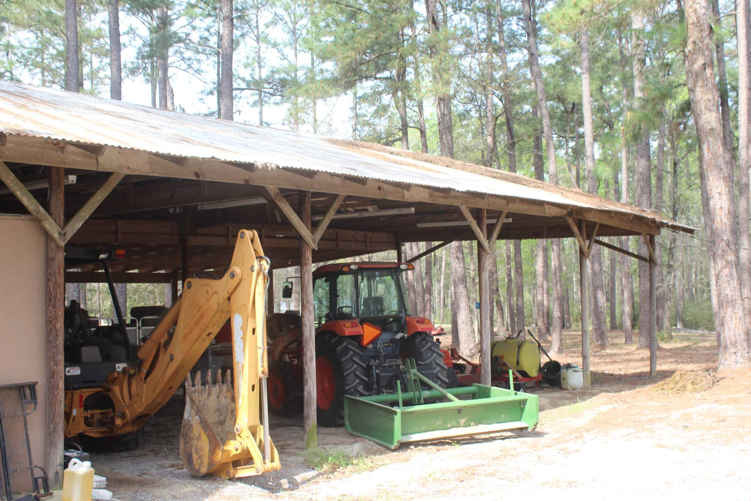 An Outdoorsman’s Paradise 719 Acres with 110 Acre Lake and Custom Built Home Pearl River County Mississippi