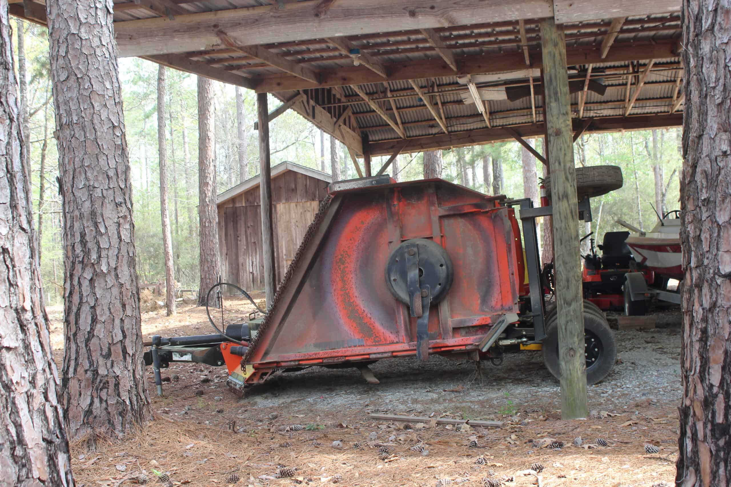 An Outdoorsman’s Paradise 719 Acres with 110 Acre Lake and Custom Built Home Pearl River County Mississippi