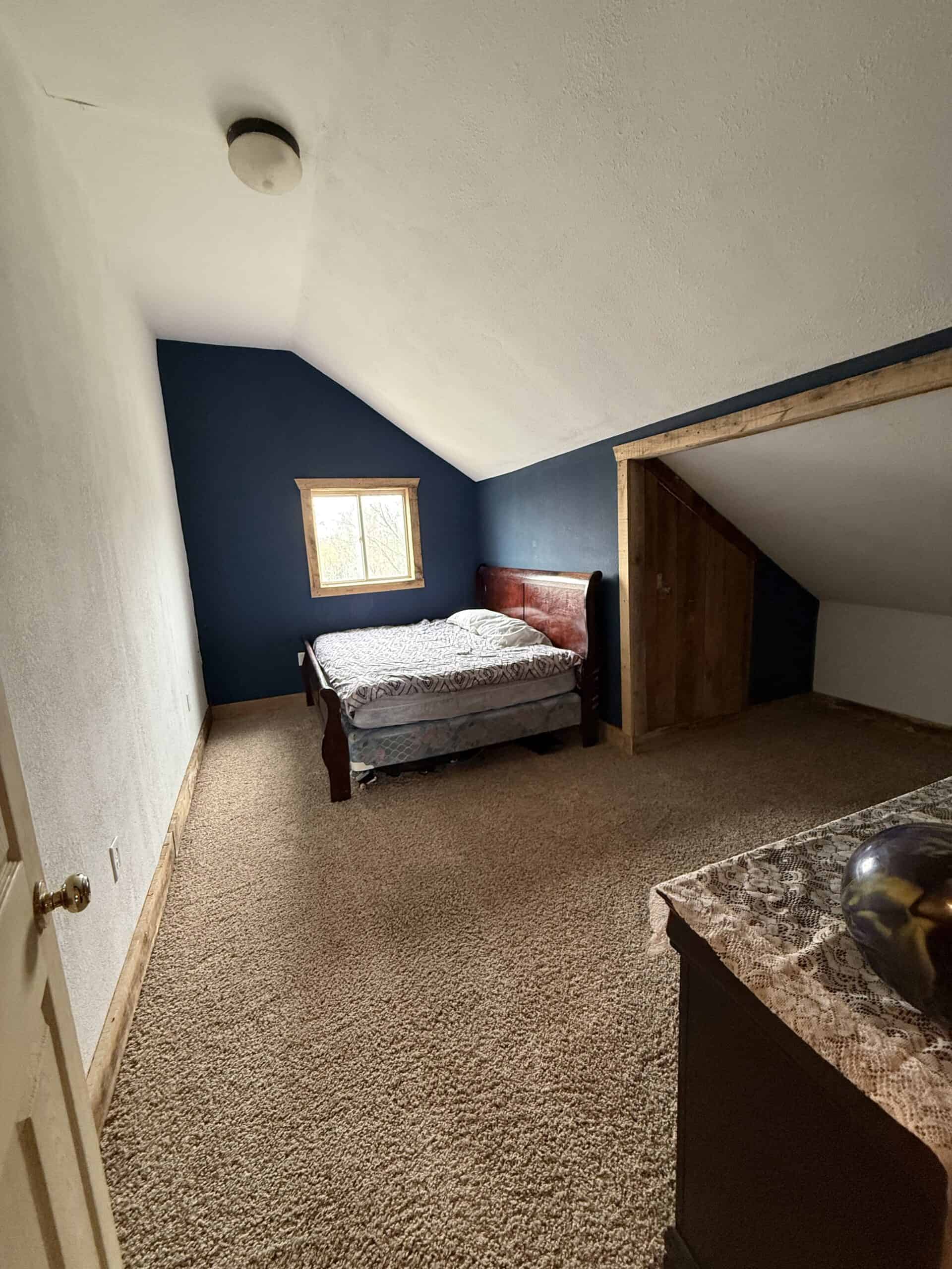 Charming 3-Bedroom Cabin on 10.75 Acres – Decatur City, IA