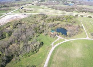 Charming 3-Bedroom Cabin on 10.75 Acres – Decatur City, IA