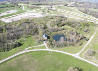 Charming 3-Bedroom Cabin on 10.75 Acres – Decatur City, IA