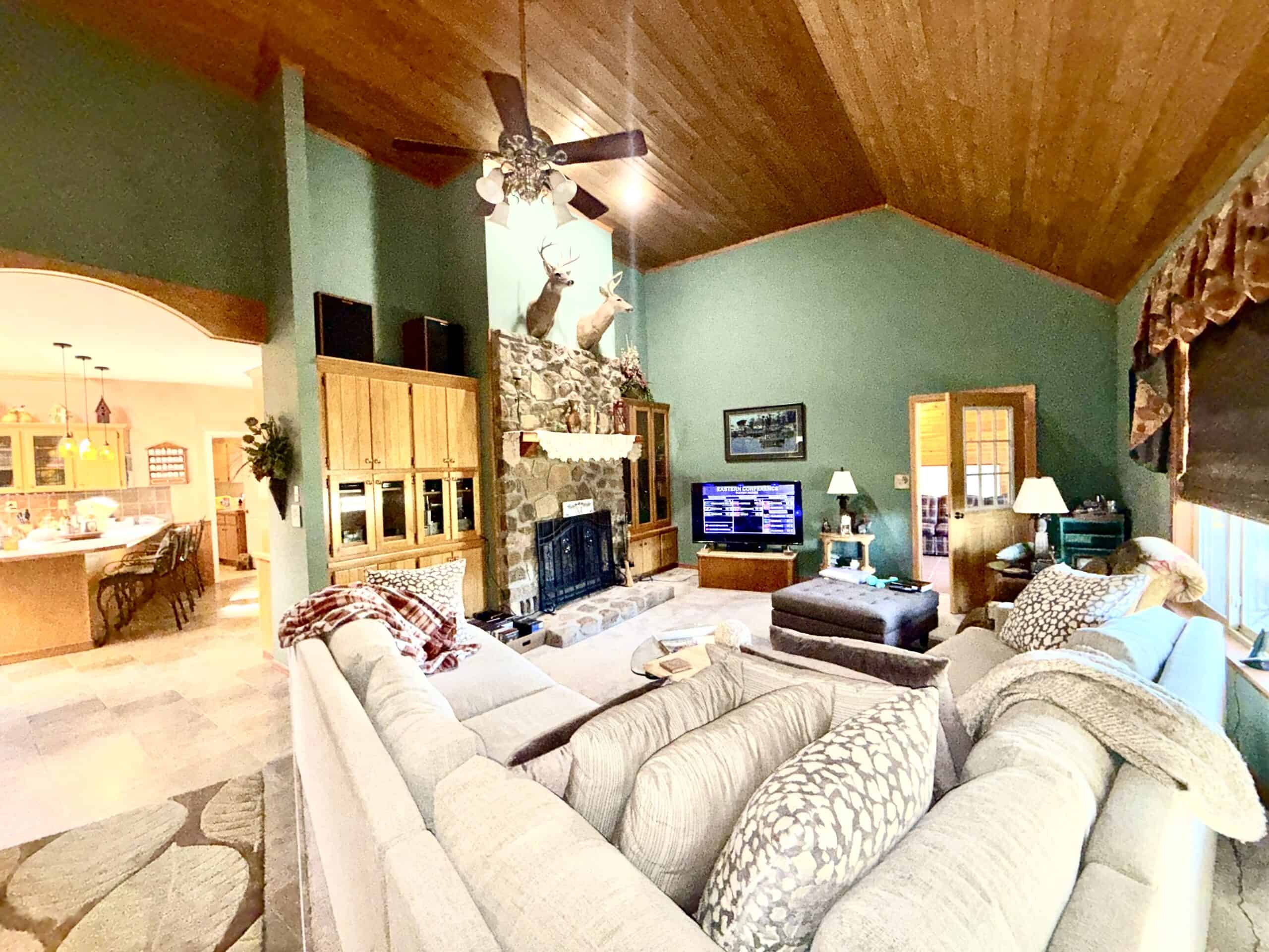 COUNTRY HOME AND LAND FOR SALE IN NORTH CENTRAL ARKANSAS