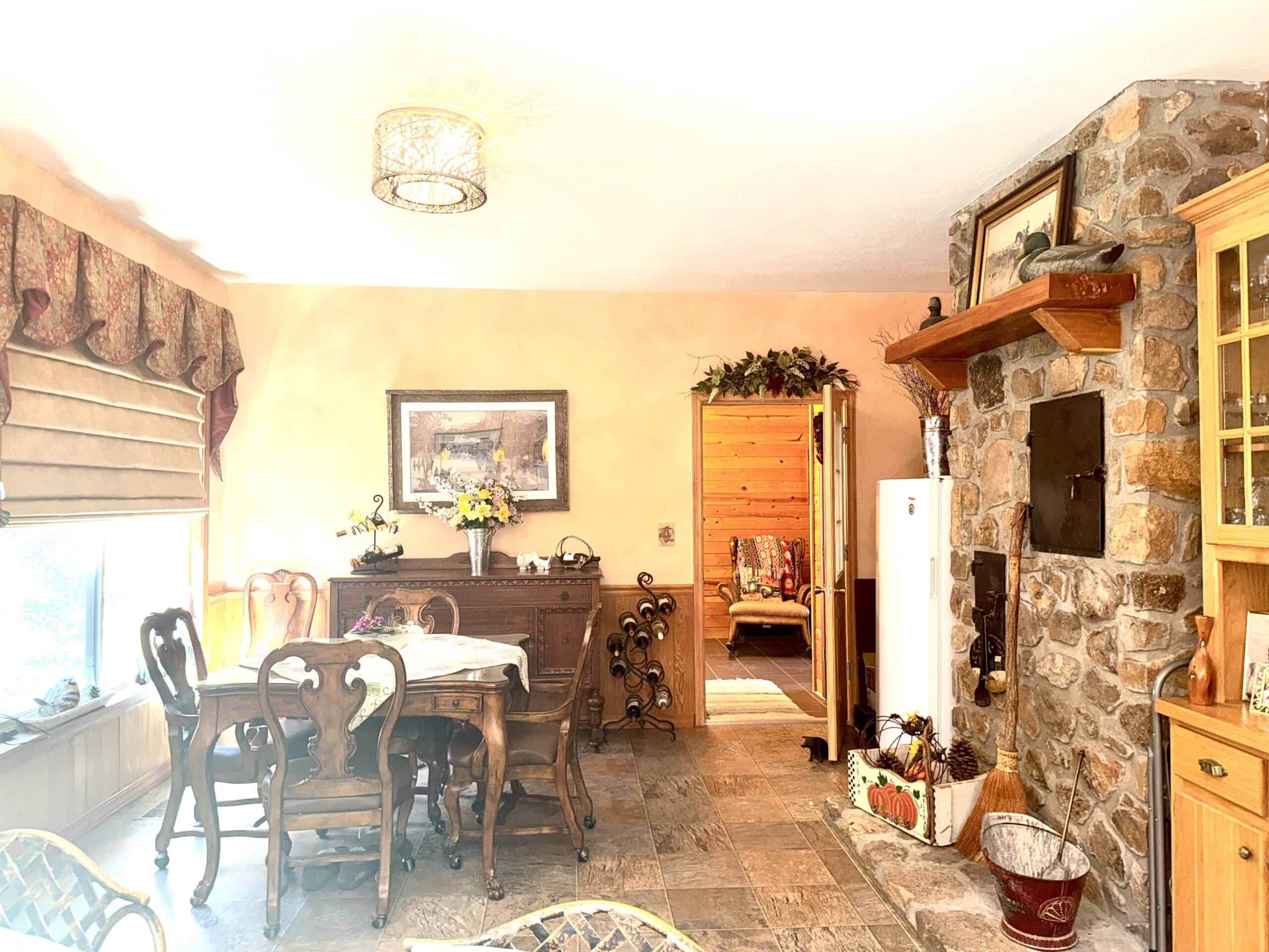 COUNTRY HOME AND LAND FOR SALE IN NORTH CENTRAL ARKANSAS