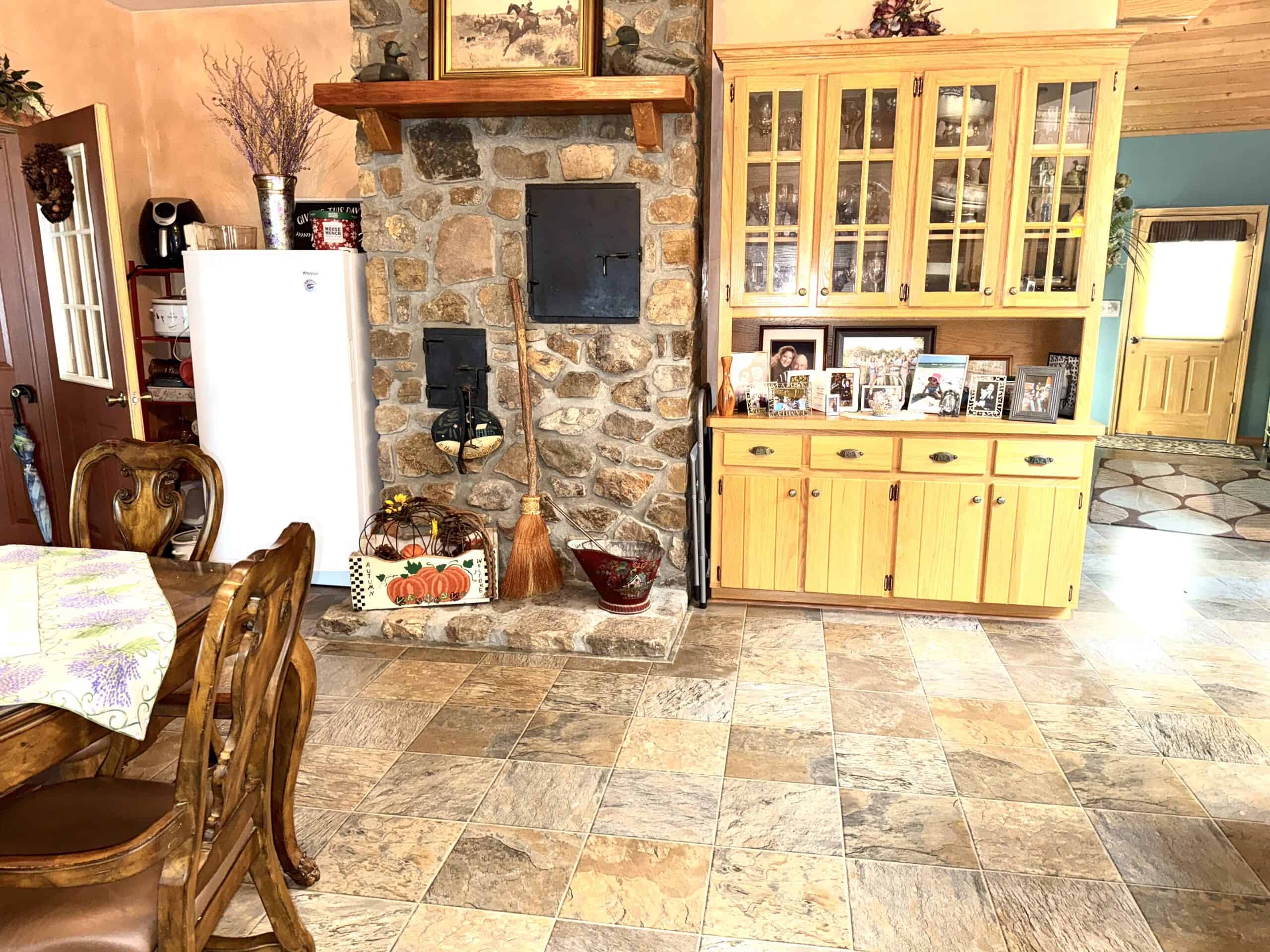 COUNTRY HOME AND LAND FOR SALE IN NORTH CENTRAL ARKANSAS