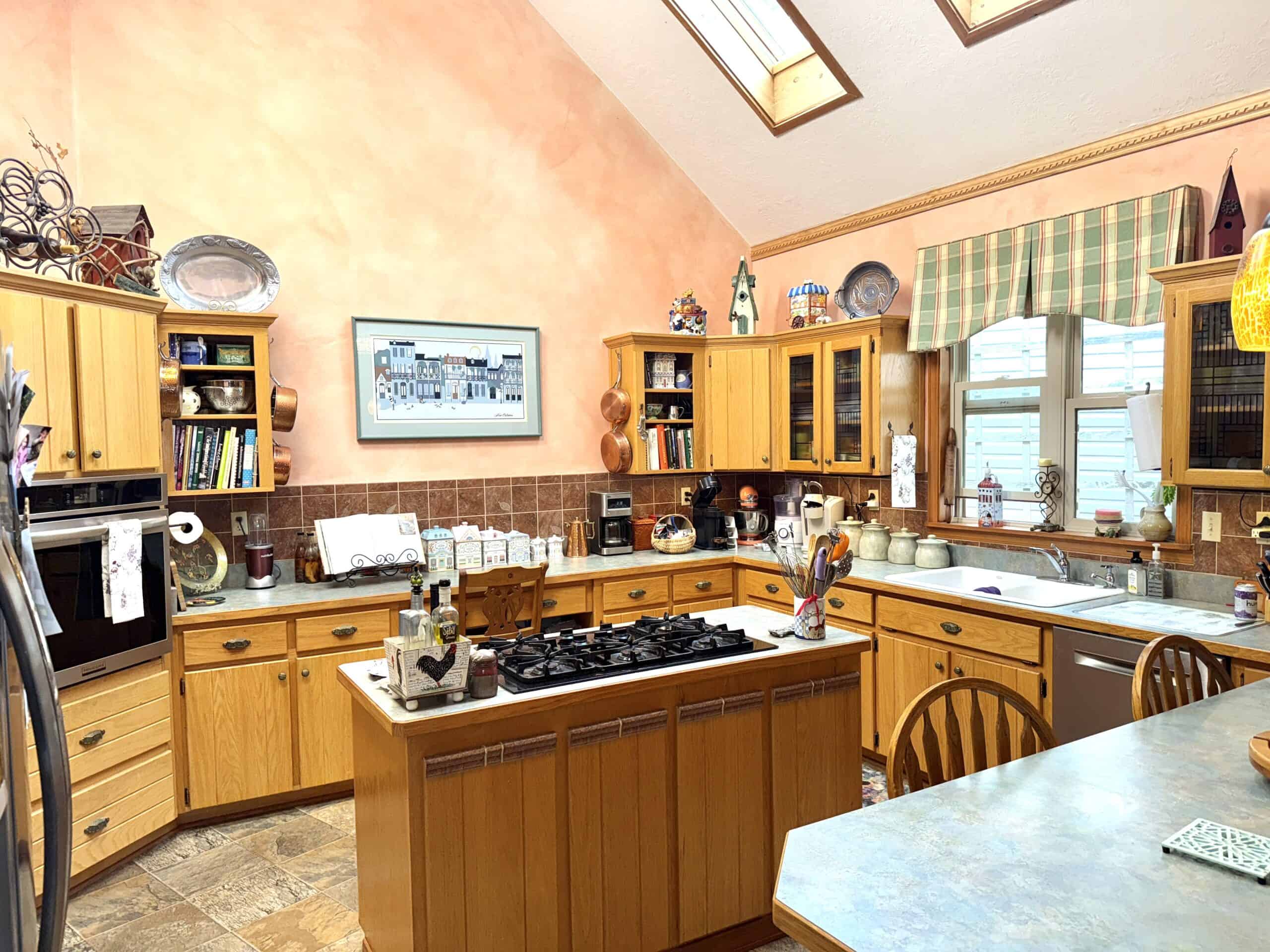 COUNTRY HOME AND LAND FOR SALE IN NORTH CENTRAL ARKANSAS
