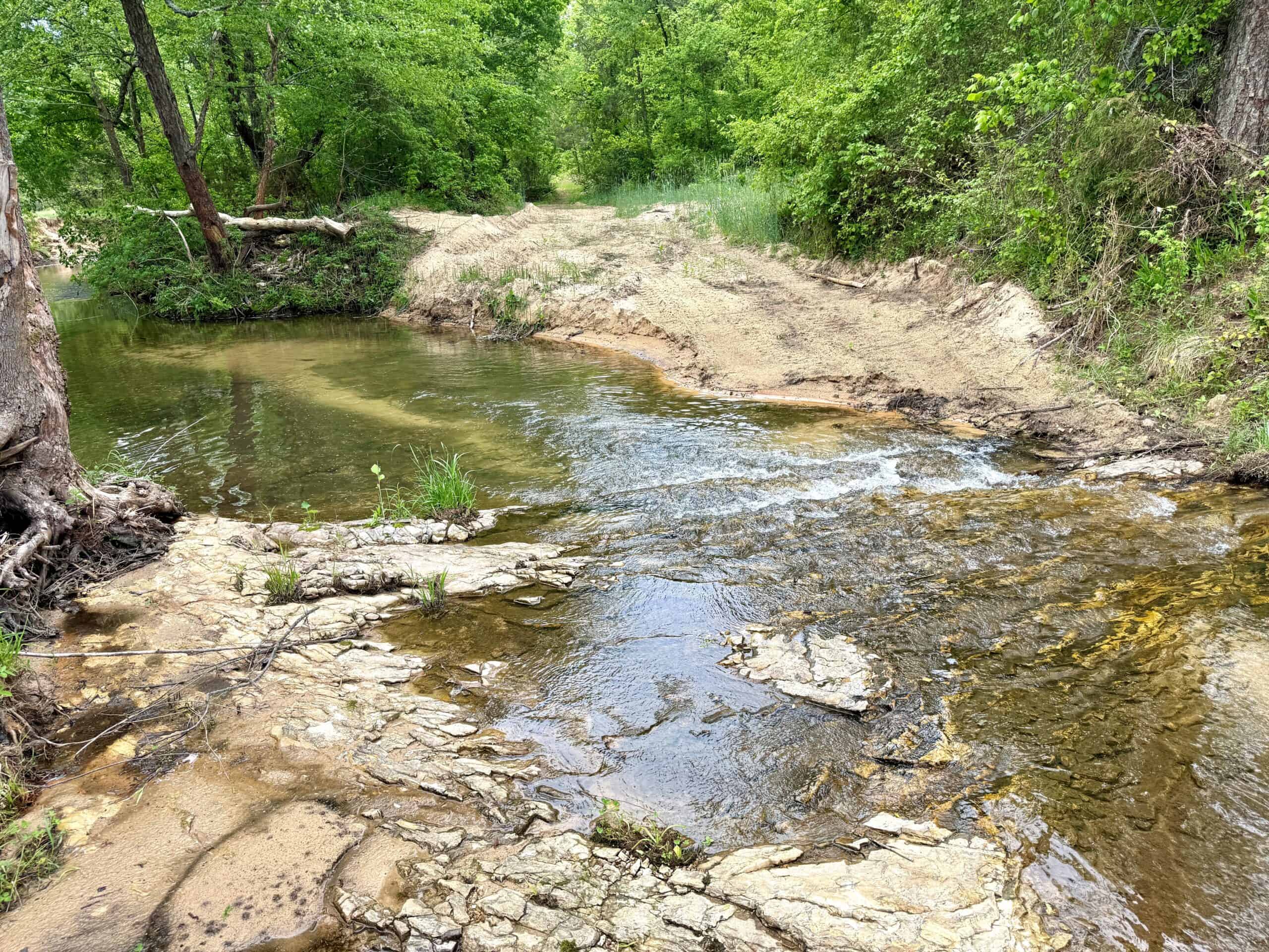 COUNTRY HOME AND LAND FOR SALE IN NORTH CENTRAL ARKANSAS