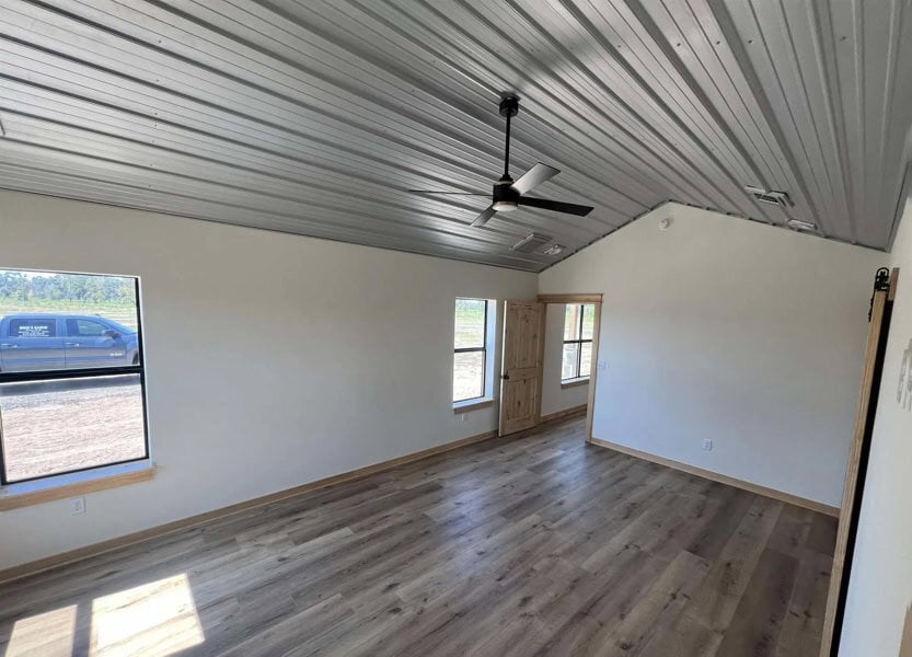 Arkansas Retreat – 100 Acres with New Home, Shop & Private Lake