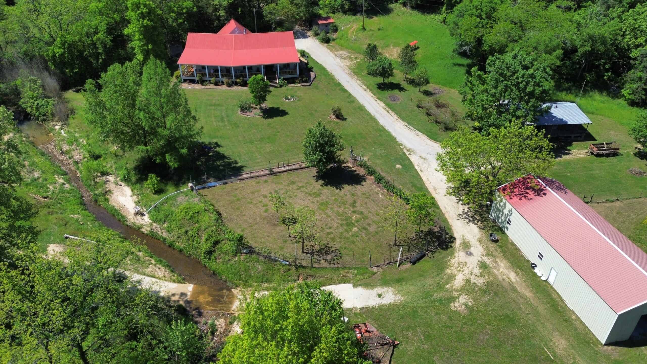 COUNTRY HOME AND LAND FOR SALE IN NORTH CENTRAL ARKANSAS