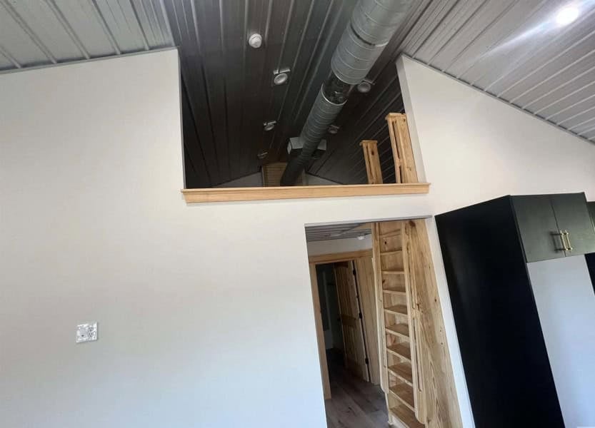Arkansas Retreat – 100 Acres with New Home, Shop & Private Lake