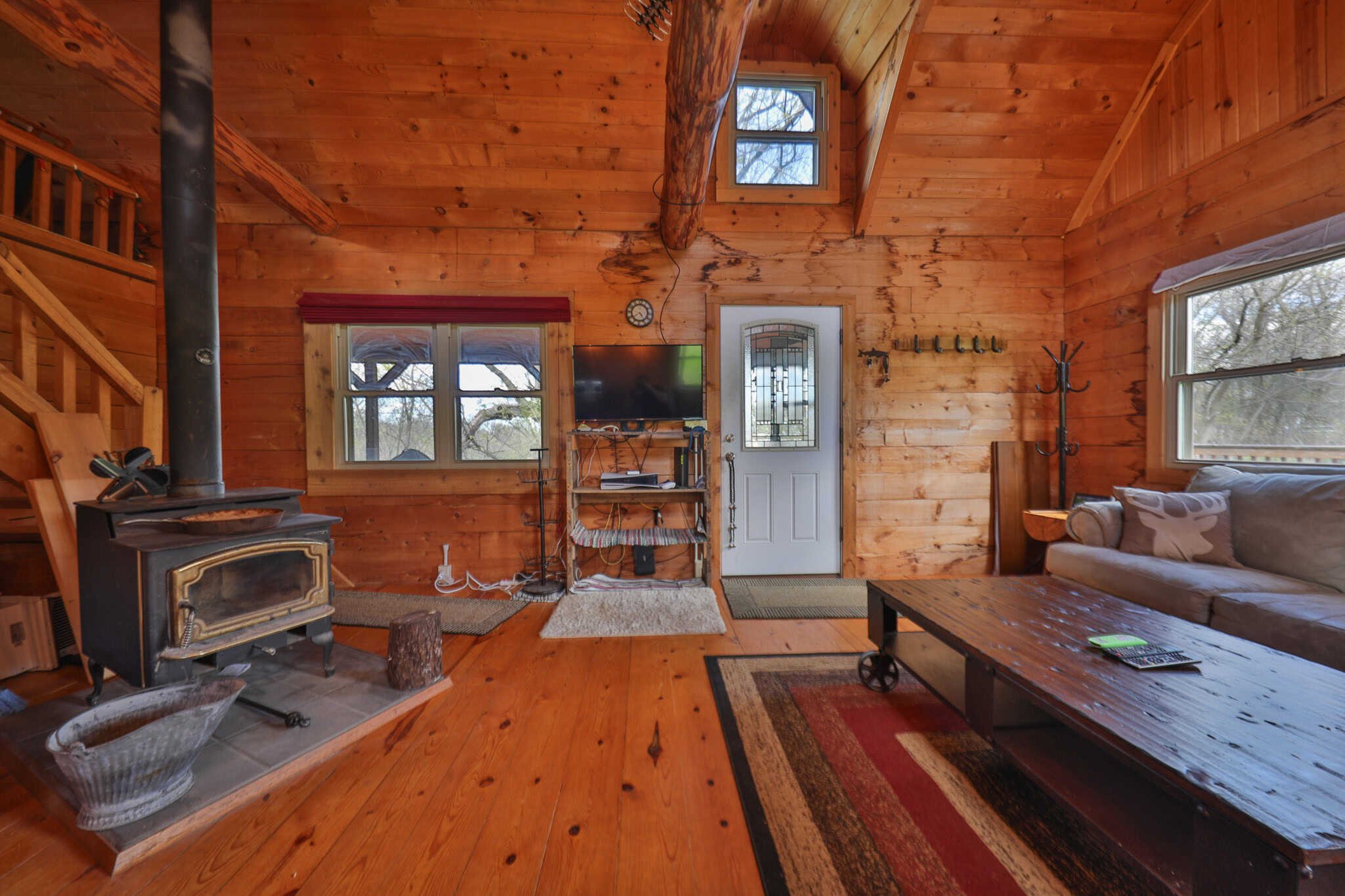 Mississippi River Hilltop Cabin for Sale in Crawford County, WI