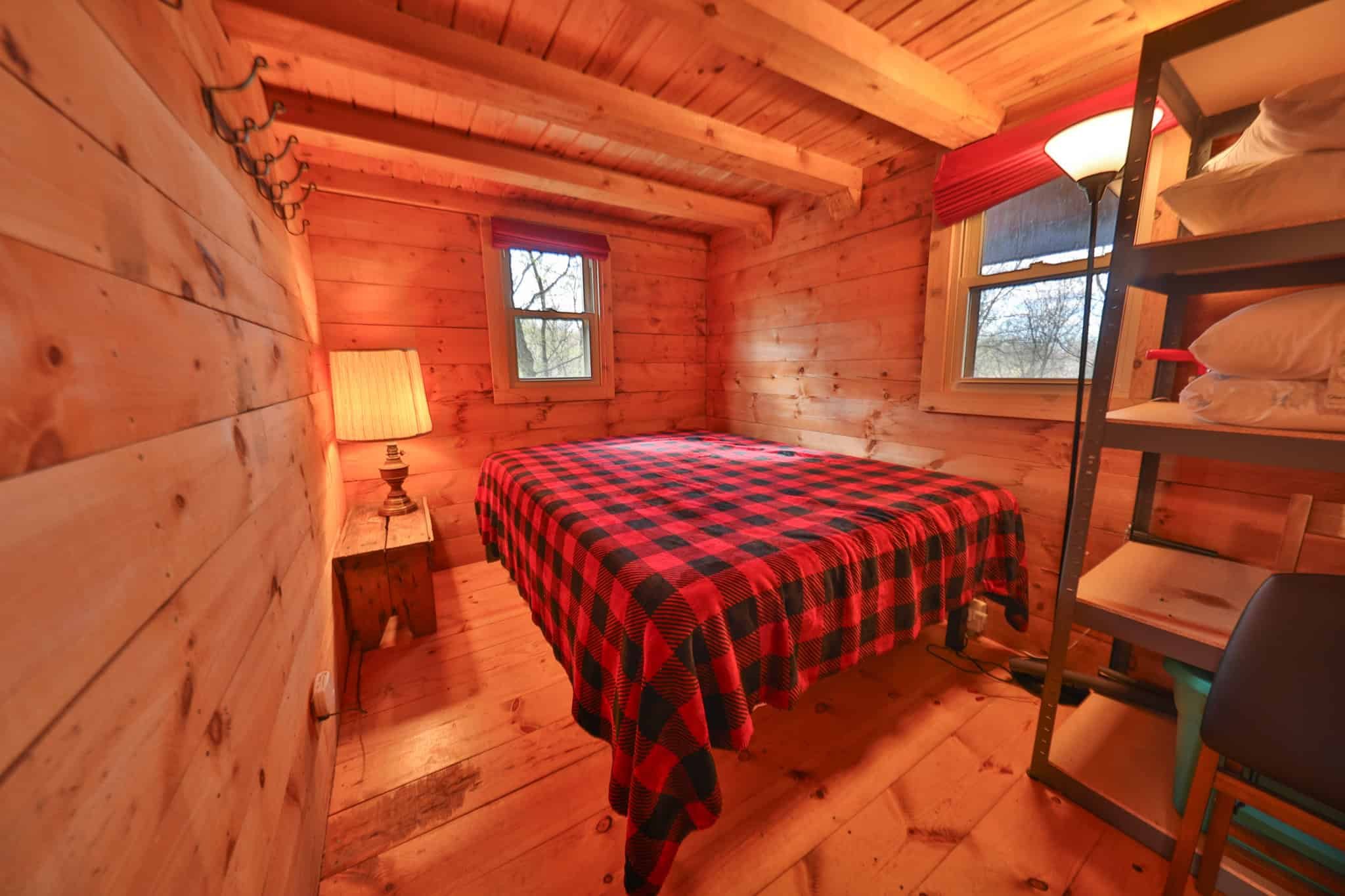 Mississippi River Hilltop Cabin for Sale in Crawford County, WI