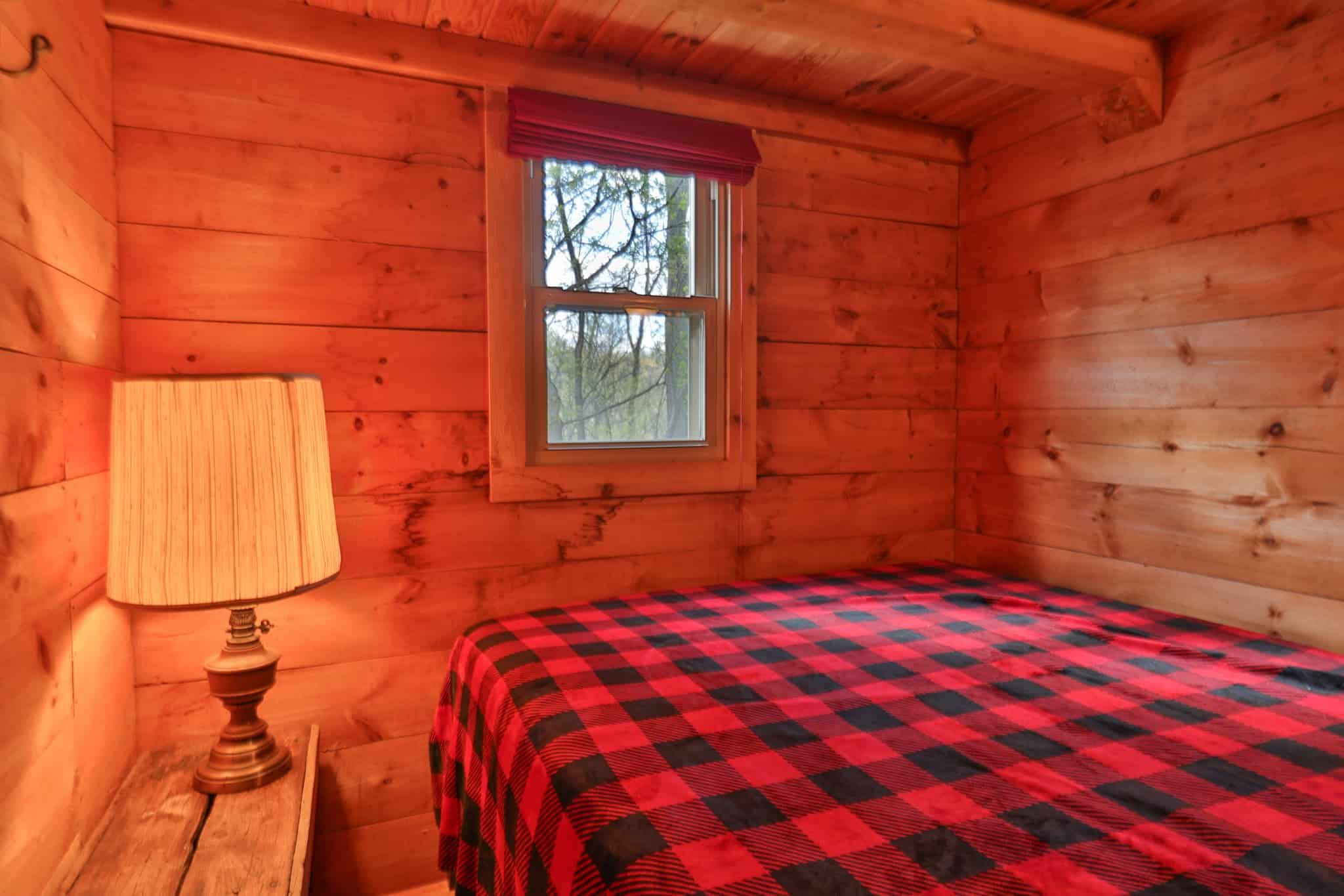 Mississippi River Hilltop Cabin for Sale in Crawford County, WI