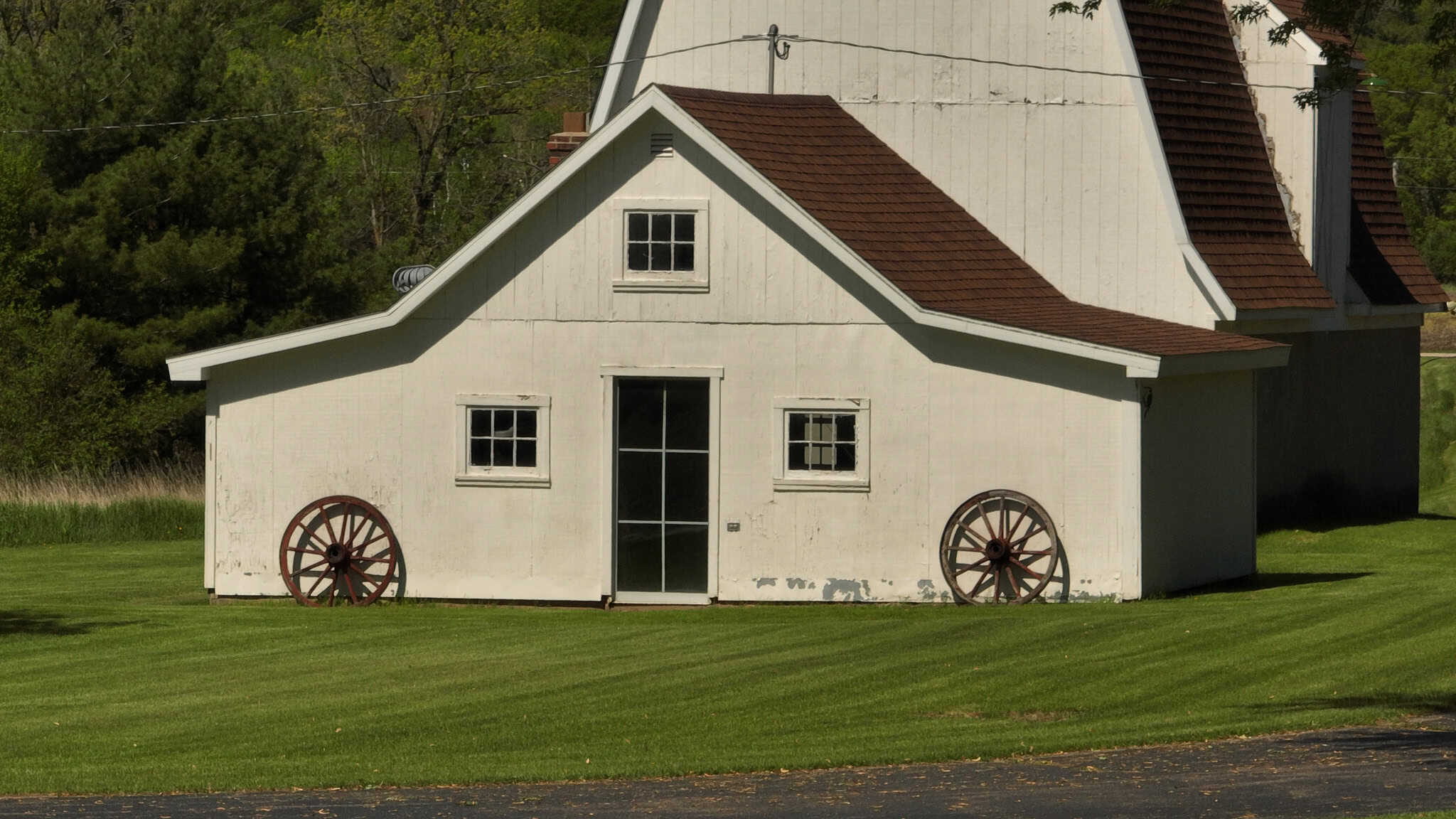 Premier Farmstead for Sale in Juneau County, Wisconsin