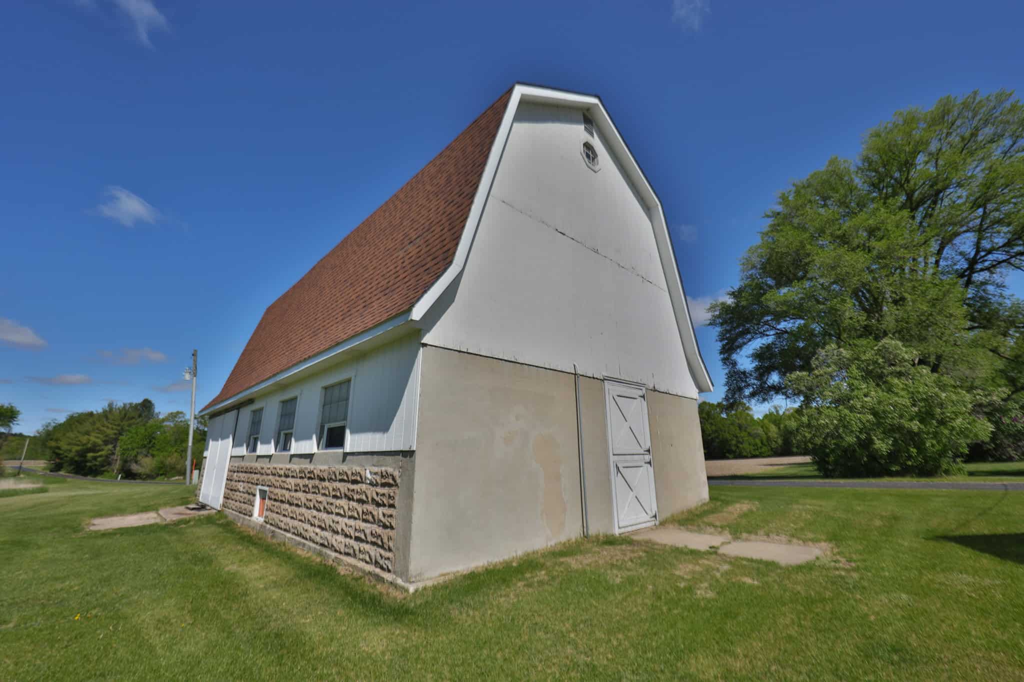 Premier Farmstead for Sale in Juneau County, Wisconsin