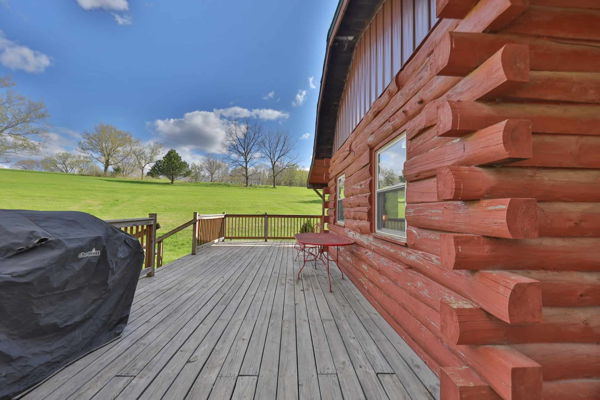 Mississippi River Hilltop Cabin for Sale in Crawford County, WI