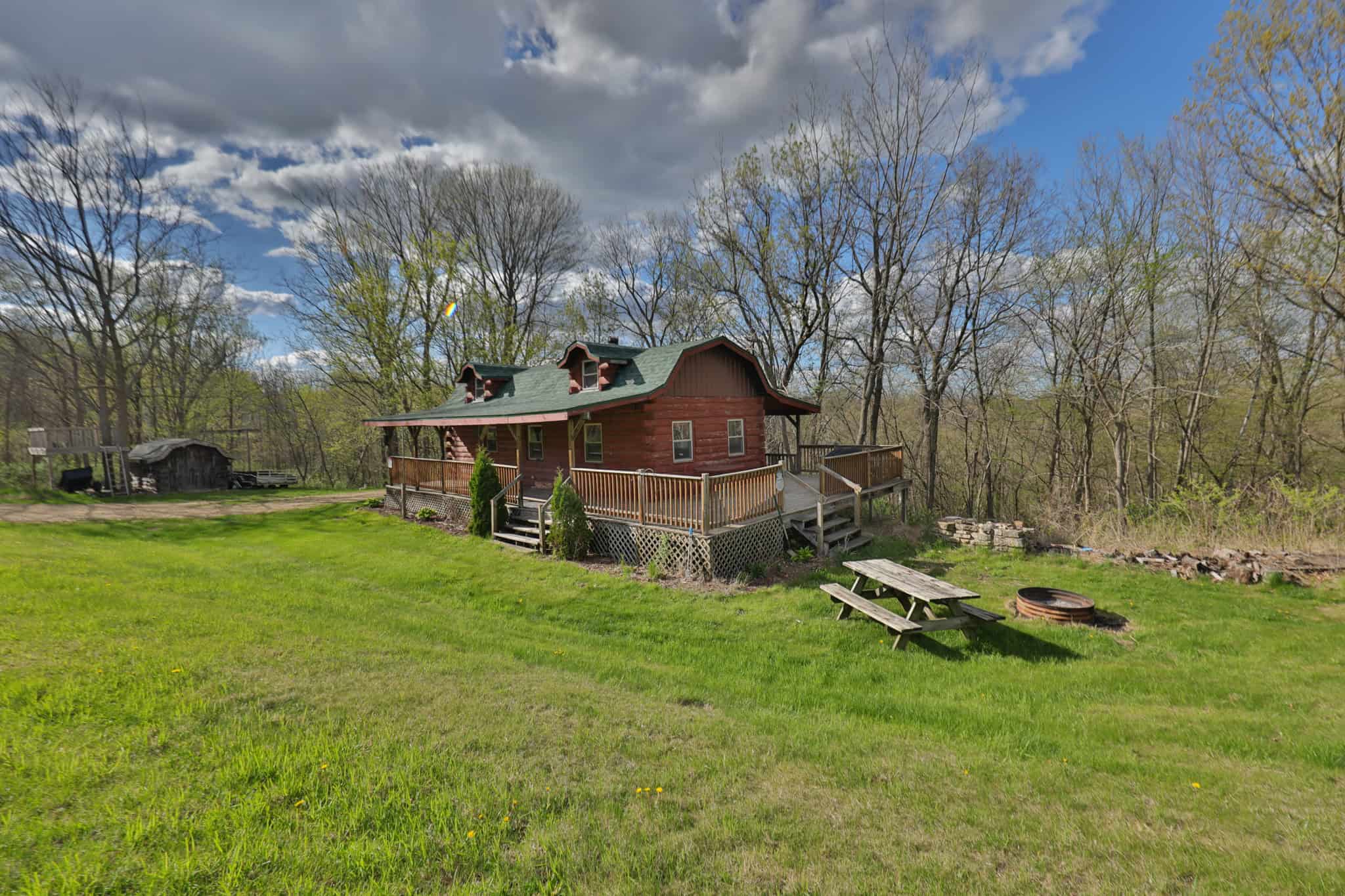 Mississippi River Hilltop Cabin for Sale in Crawford County, WI