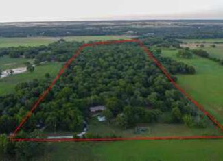 32-Acre Live Water Property with Leon River Frontage in Gatesville, TX