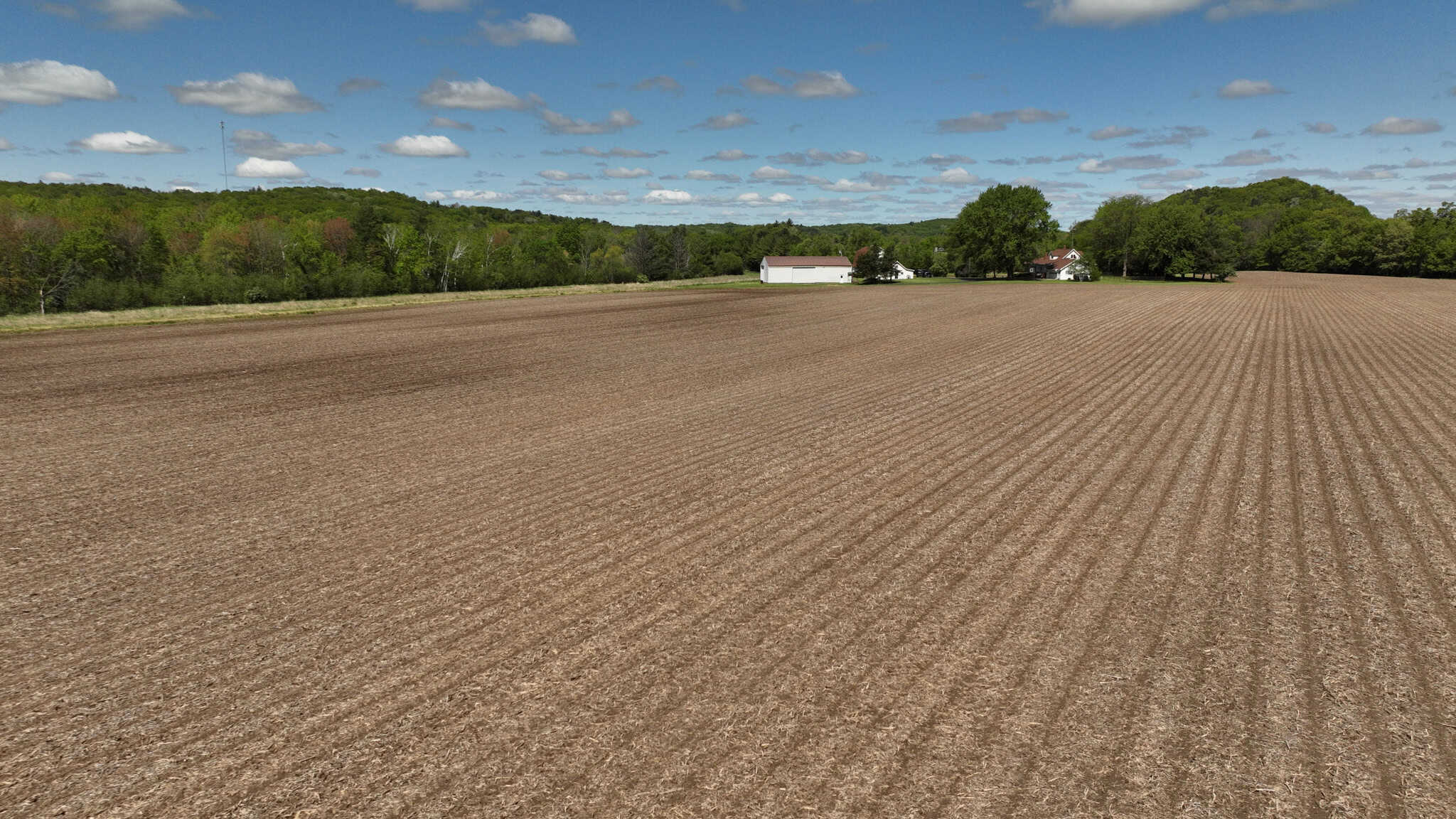 Premier Farmstead for Sale in Juneau County, Wisconsin