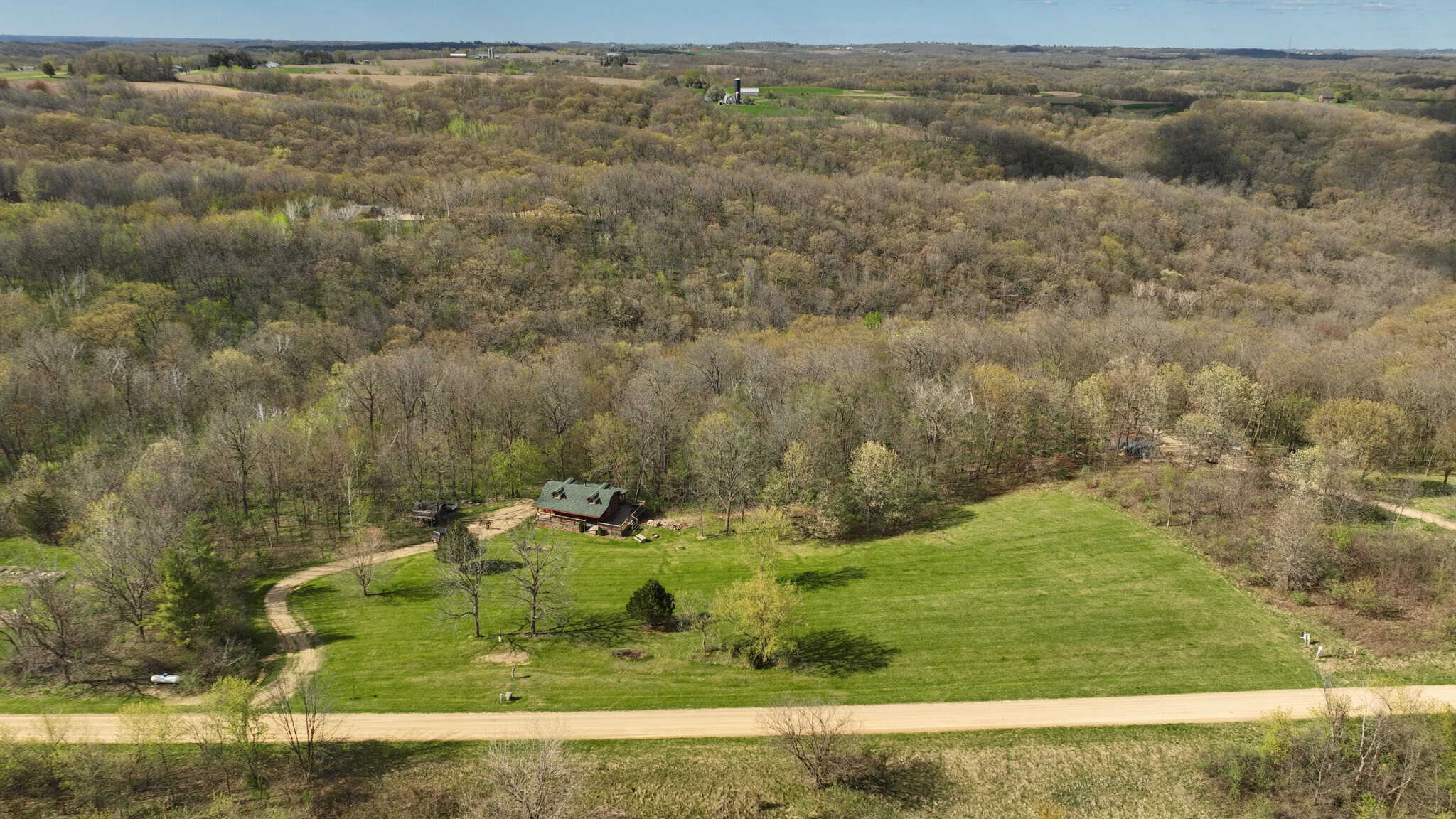 Mississippi River Hilltop Cabin for Sale in Crawford County, WI