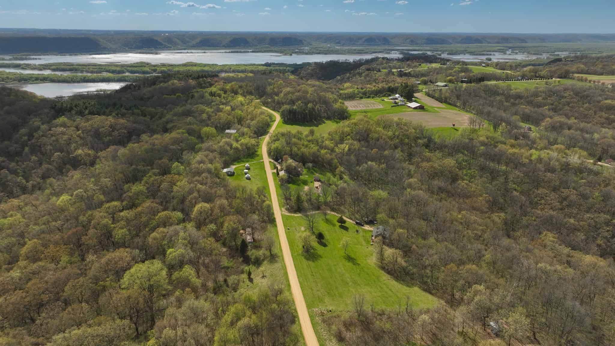 Mississippi River Hilltop Cabin for Sale in Crawford County, WI