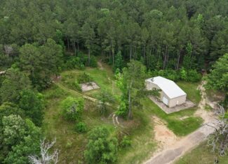 Riverfront Hunting Property with a Private Lake