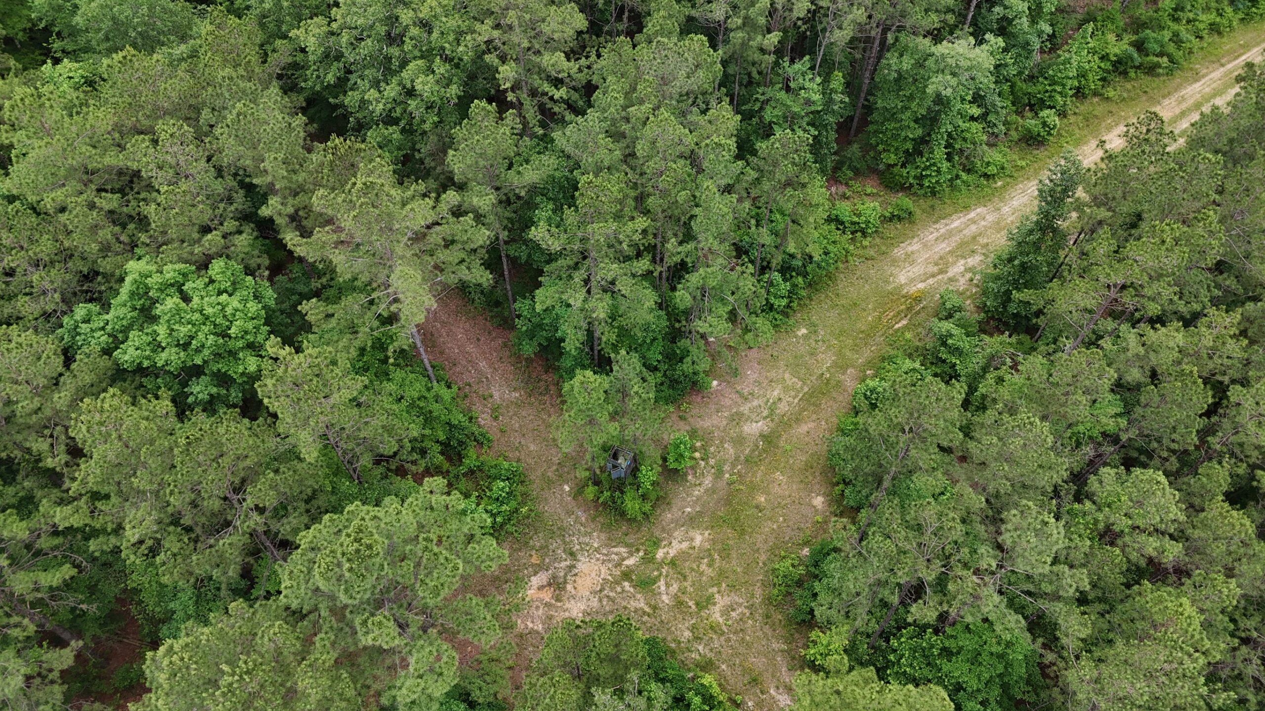 Riverfront Hunting Property with a Private Lake