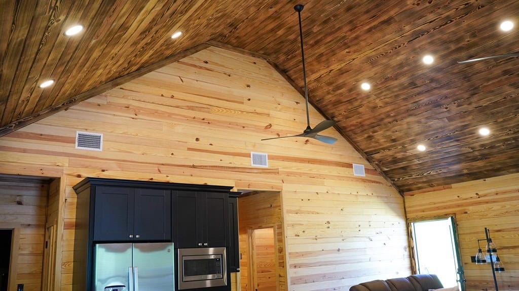 80 Acres with a Brand New Lodge in South Mississippi