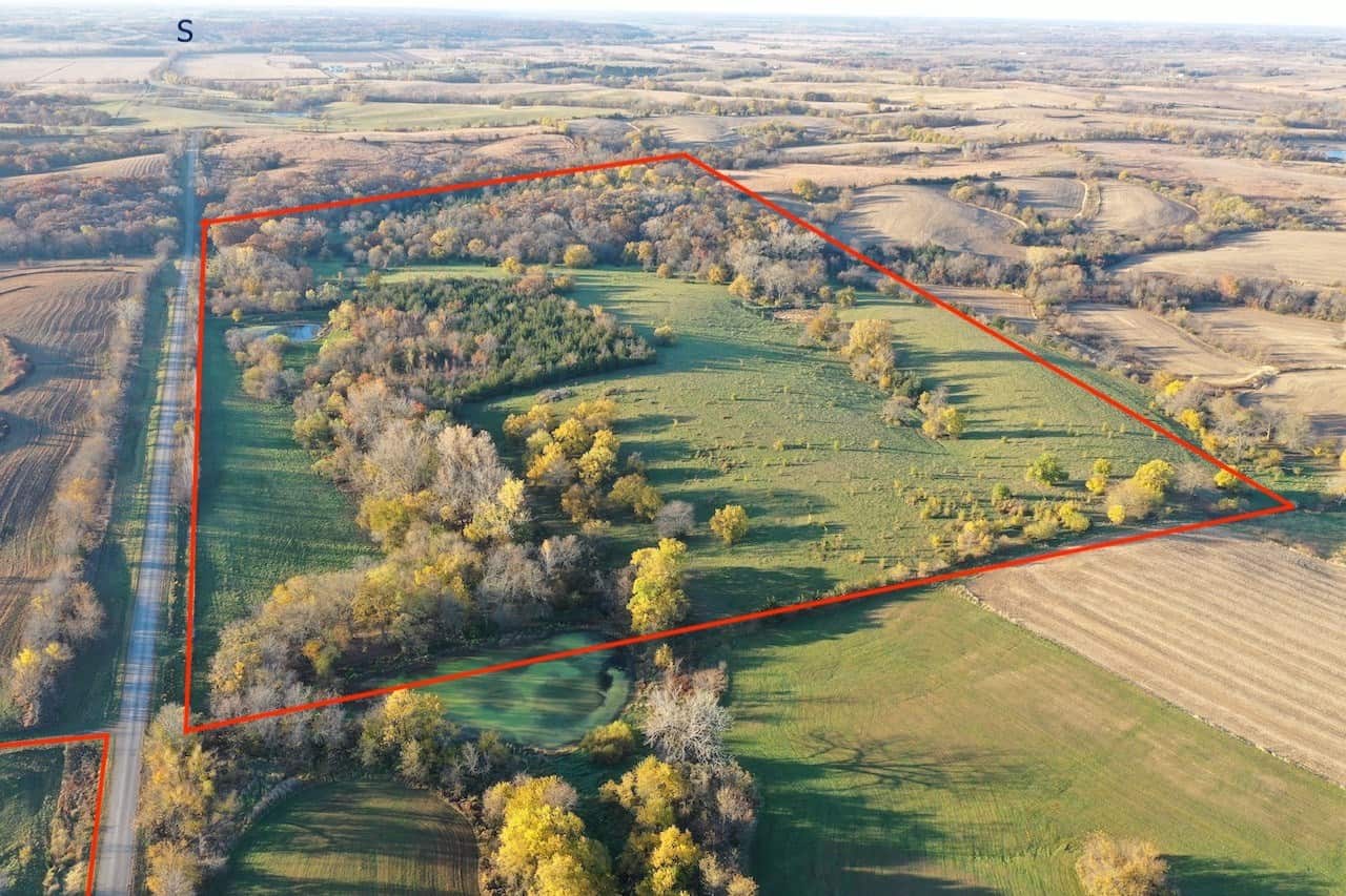 80 ± Acre Southern Parcel Farmland for Sale in Blockton, IA