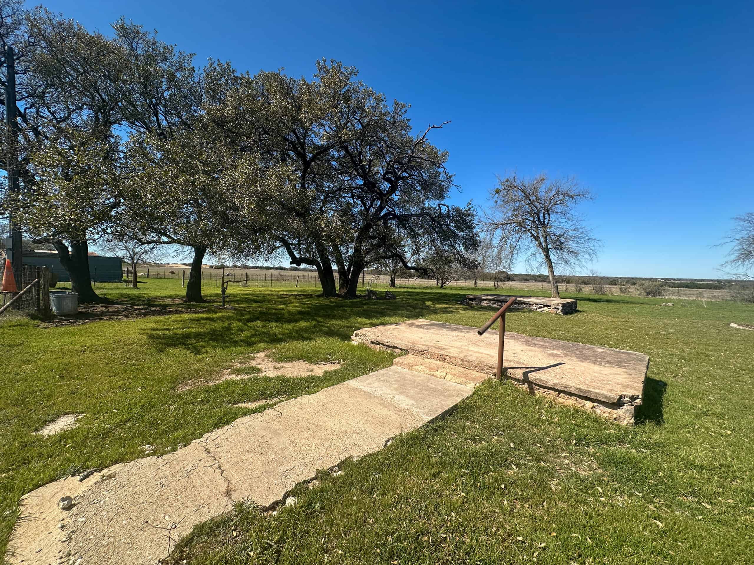 Serene 40 Acres in Central Texas