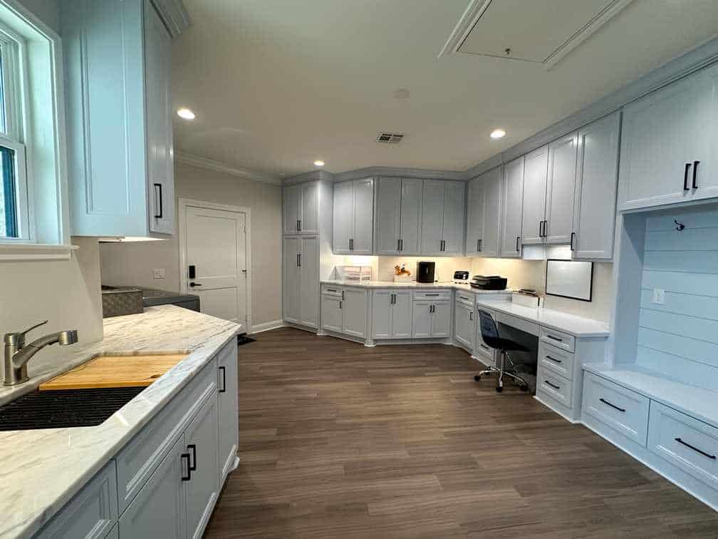 Stunning Country Estate on 70.78 Acres – Perfect for Ranching, Horses, and Serene Country Living