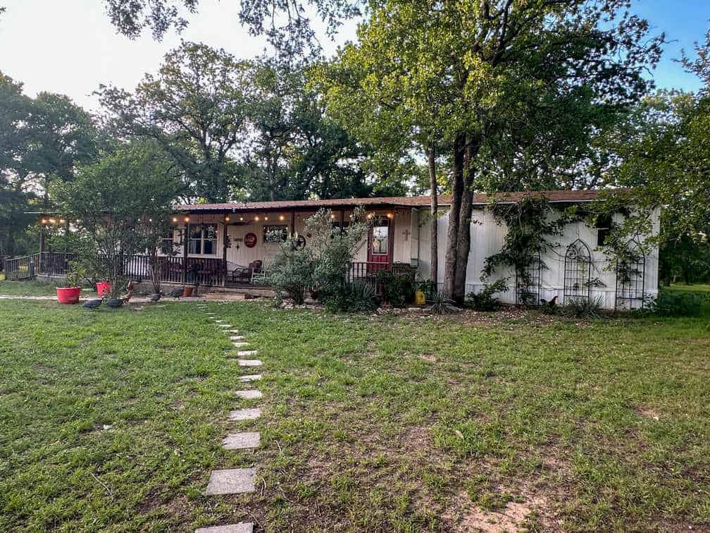 32-Acre Live Water Property with Leon River Frontage in Gatesville, TX