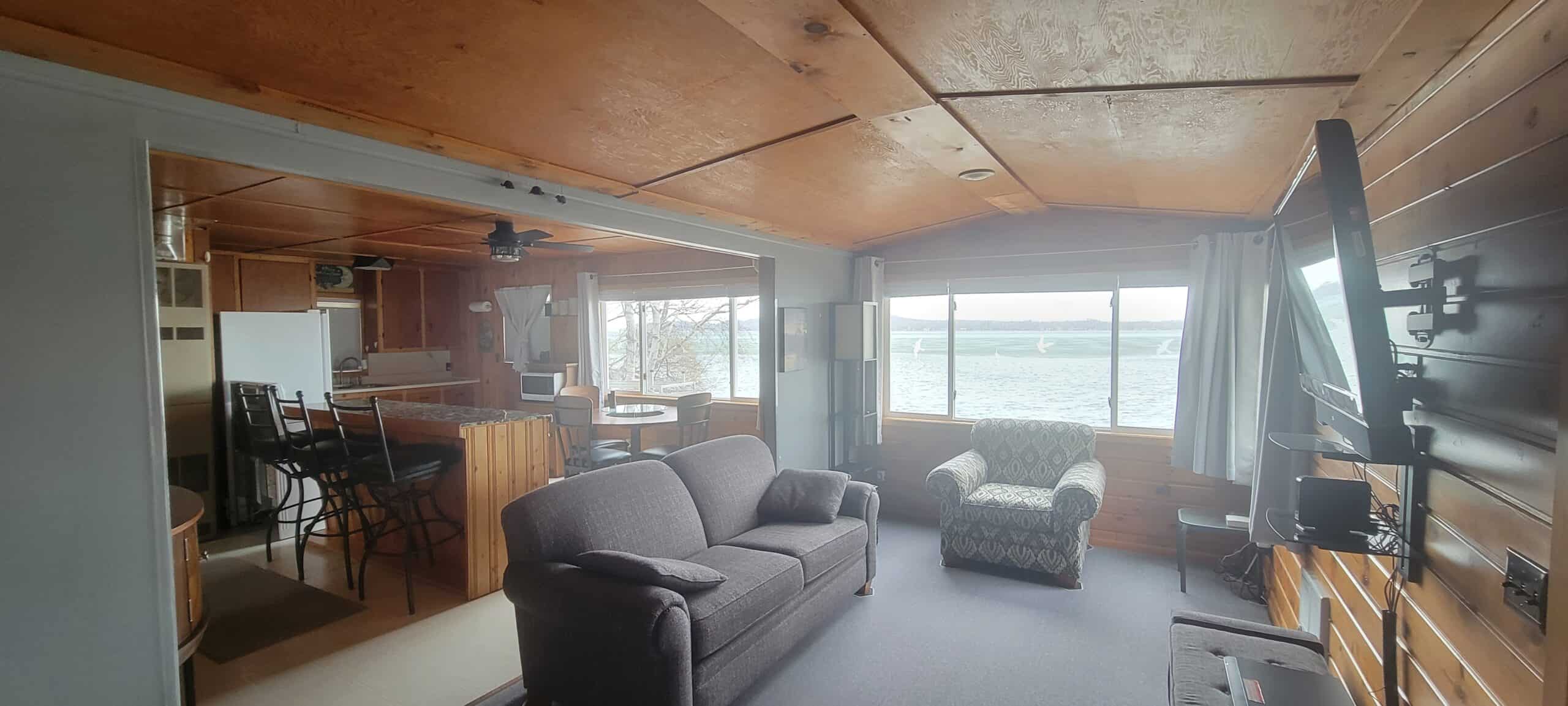 MN Lakefront Cabin and Land Auction