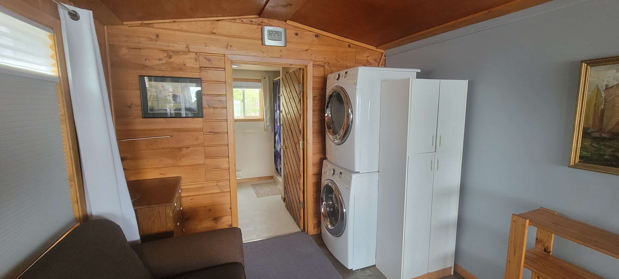 MN Lakefront Cabin and Land Auction