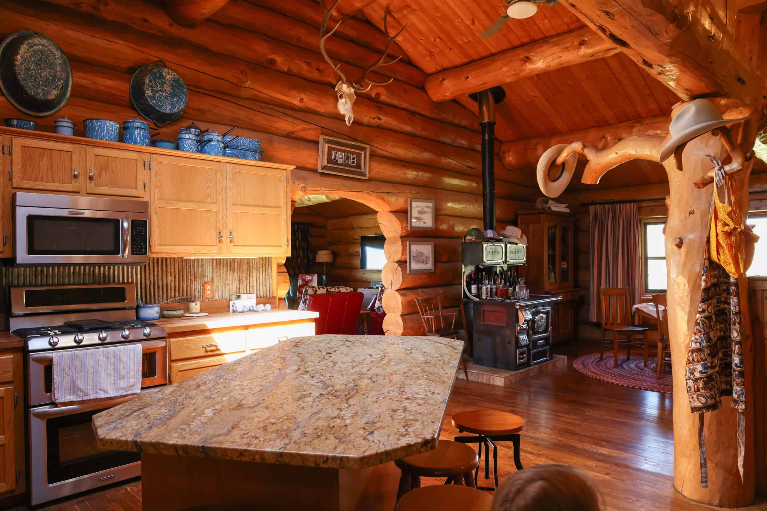Scenic Montana Ranch with Elk, Deer & Trout Fishing