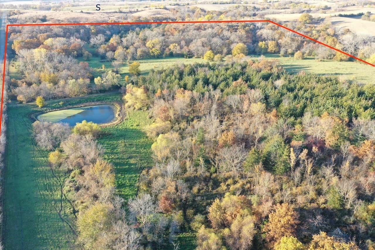 80 ± Acre Southern Parcel Farmland for Sale in Blockton, IA