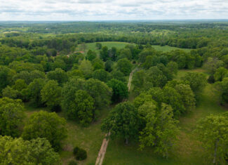 BEAUTIFUL FARM FOR SALE IN THE OZARKS