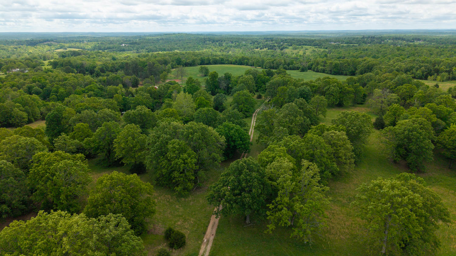 BEAUTIFUL FARM FOR SALE IN THE OZARKS