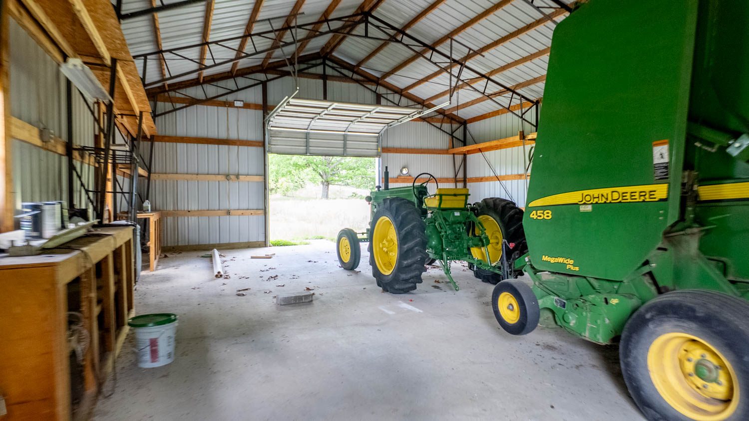 BEAUTIFUL FARM FOR SALE IN THE OZARKS