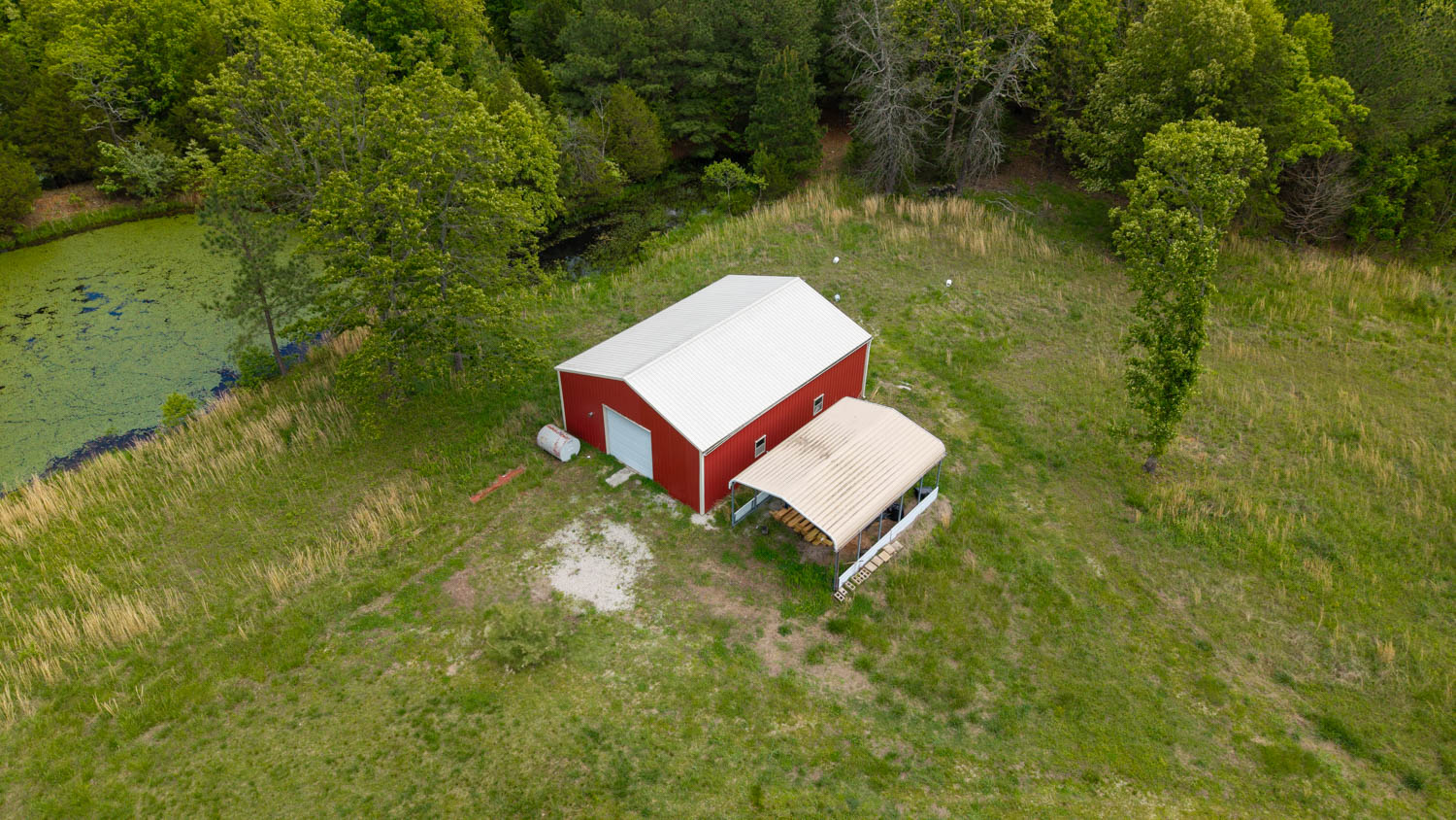 BEAUTIFUL FARM FOR SALE IN THE OZARKS