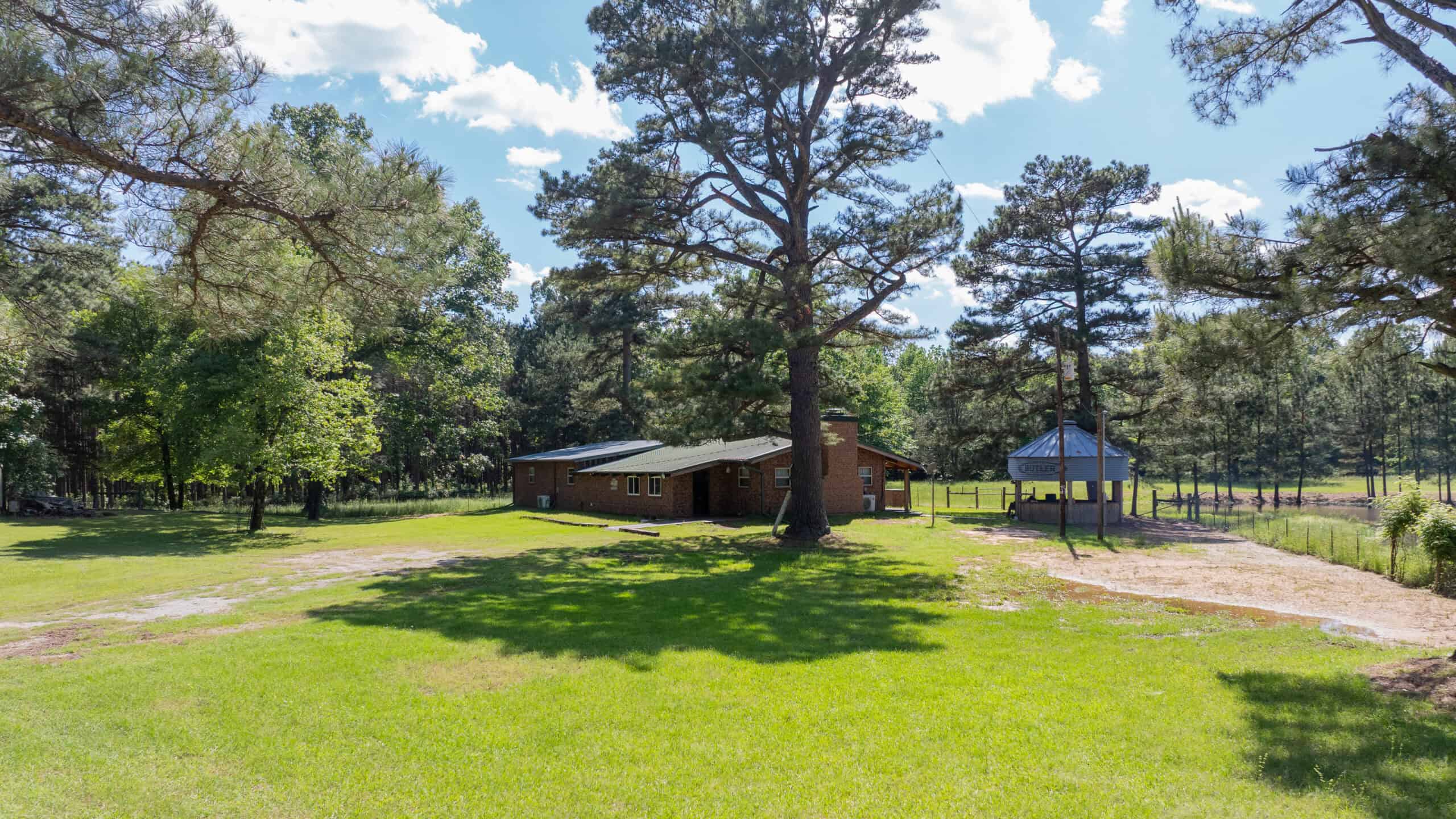 G4 Ranch – 235± Acres of Premier Hunting & Recreational Paradise in Red River County, Texas